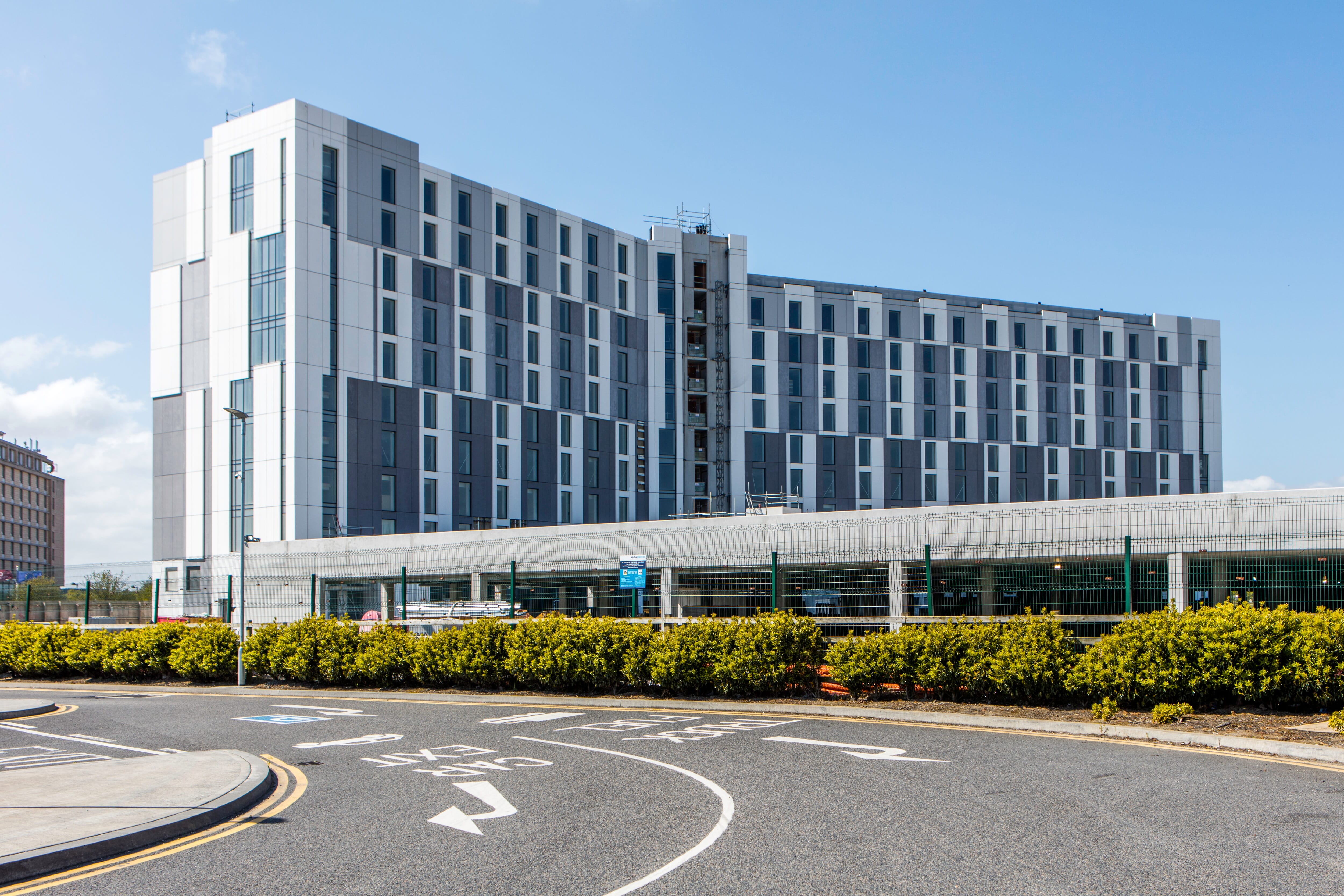 Holiday Inn Dublin Airport C W O Brien Architects